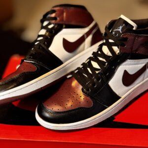 Air Jordan 1 Mid “Dark Team Red”